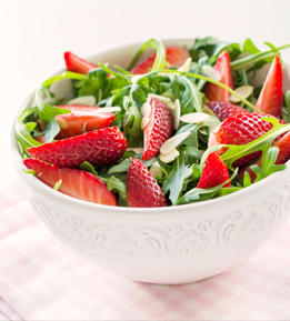 Strawberry salad that packs a nutritious punch