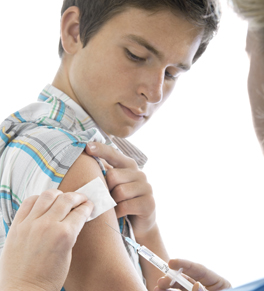 boy getting hpv vaccine
