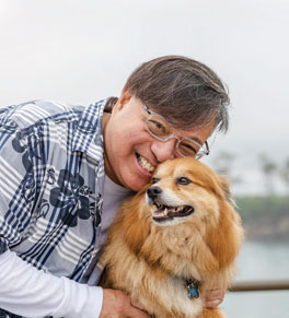 esophageal cancer survivor alwyn kong and his dog shaggy
