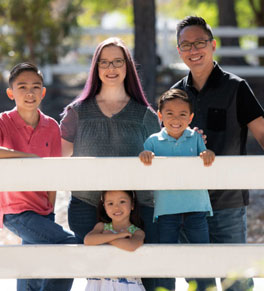 pancreatic cancer survivor karalayne maglinte and her family
