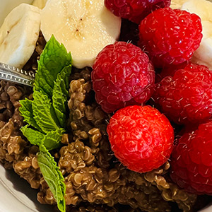 Chocolate raspberry quinoa breakfast bowl