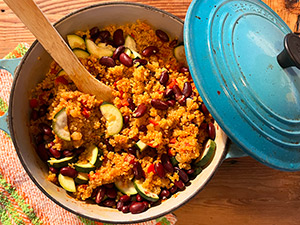 Quinoa vegetable paella