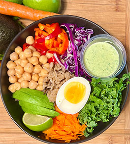 Taste the rainbow with this bowl of veggies and salsa chicken.
