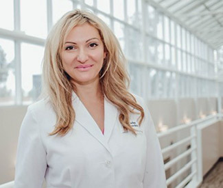 UCI Health dermatologist Dr. Natasha Mesinkovska is a nationally recognized alopecia expert and principal investigator for a clinical trial of a new medication to reverse hair loss for the autoimmune disorder.