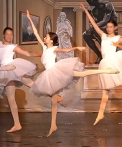 Lauren Torres dancing in a ballet.