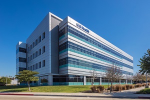 Exterior view of UCI Health Costa Mesa