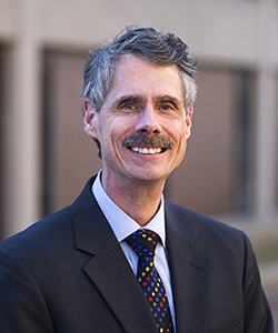 Dr. Howard Federoff, an endocrinologist and leader at Georgetown University Medicial Center, is named UC Irvine Vice Chancellor for Health Affairs and Dean of the UC Irvine School of Medicine.