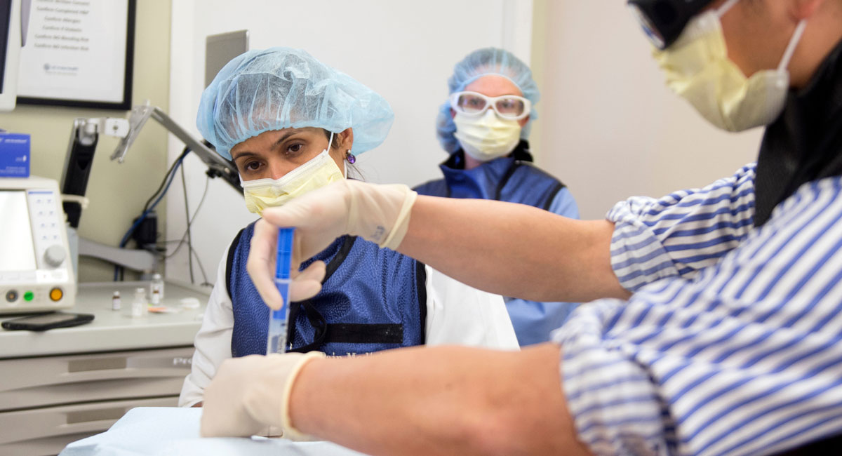 Anesthesiology team to 'Green the OR’ with carbon-neutral operating ...