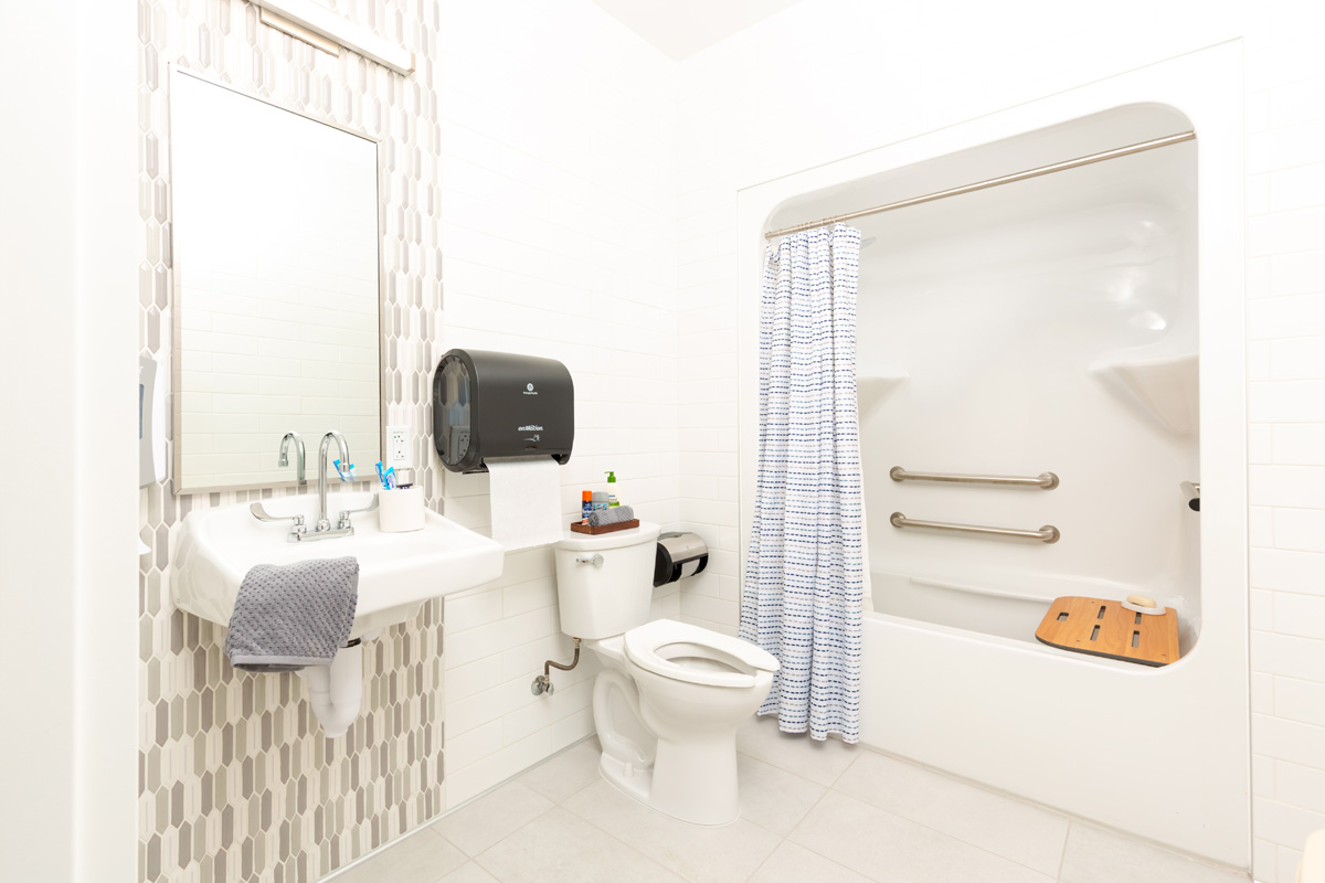 uci health — irvine rehabilitation hospital bathroom interior