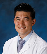 Dr. Steven Yang, UCI Health orthopaedic surgeon