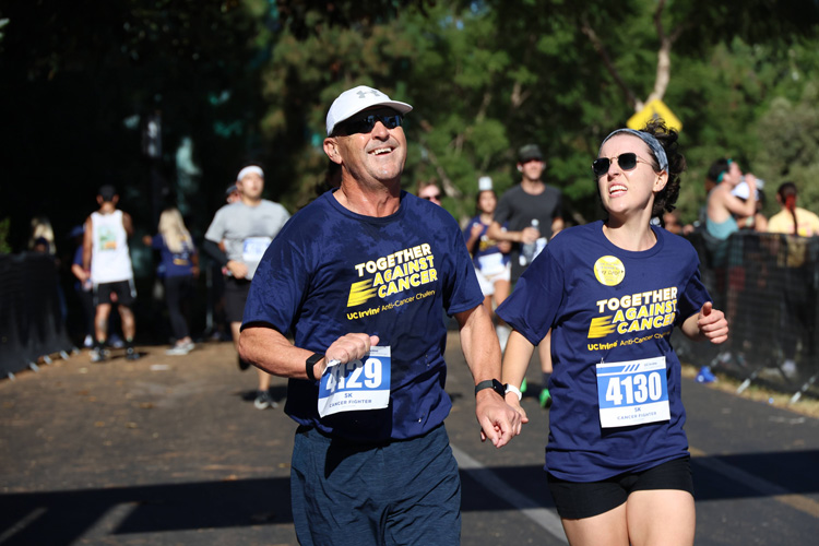 participants in the 2025 uc irvine anti-cancer challenge run in the race