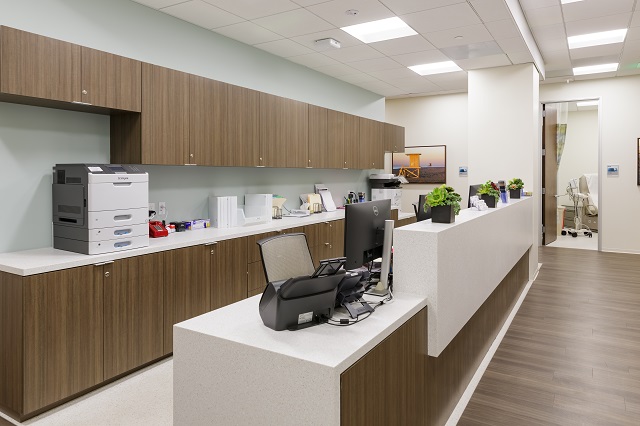 UCI Health — Newport Beach MacArthur nurses station