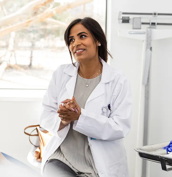 Doctor speaking to patient 